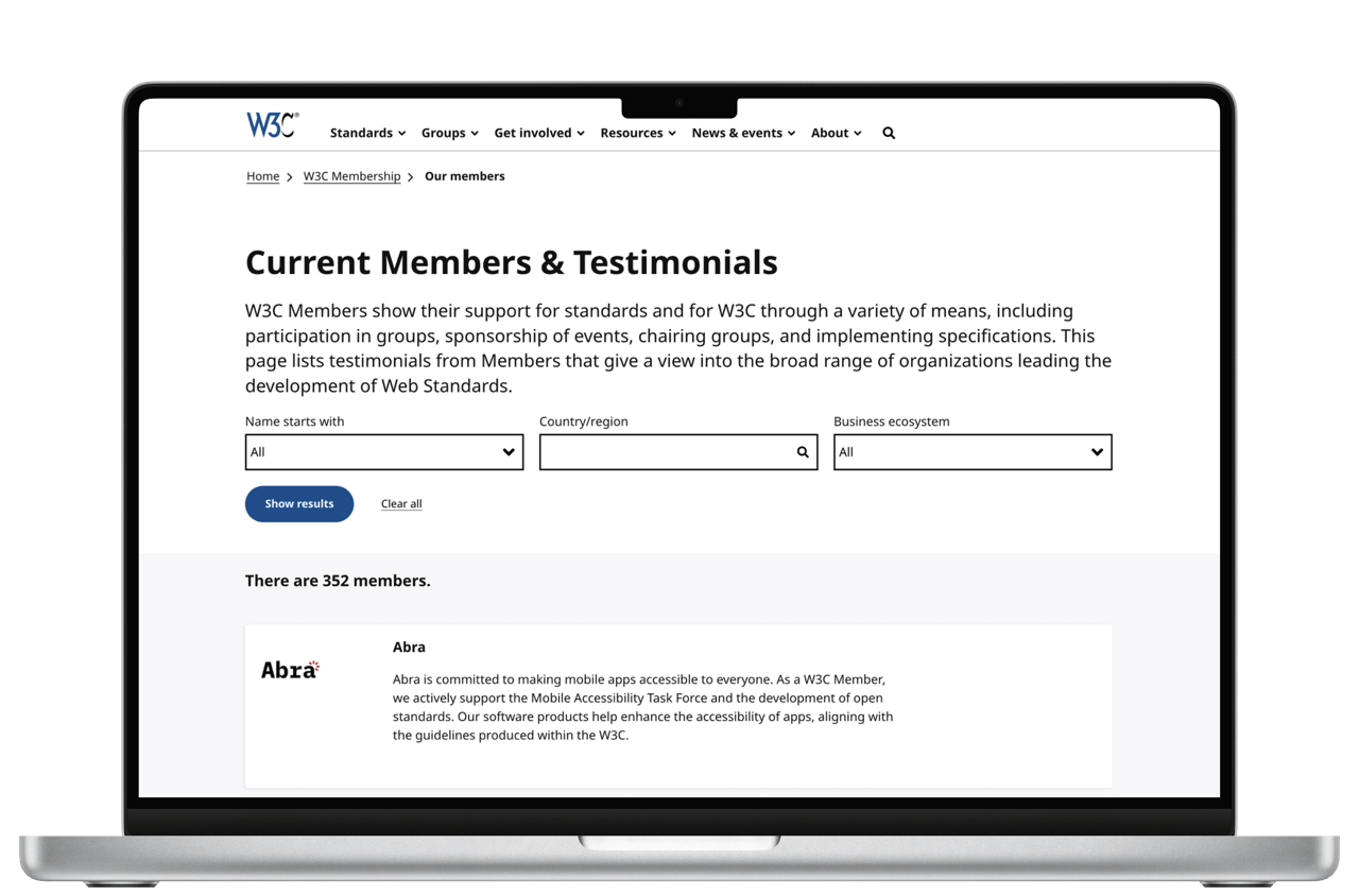Screenshot van de leden pagina op de W3C-website, waarop Abra wordt vermeld als een van de 352 leden